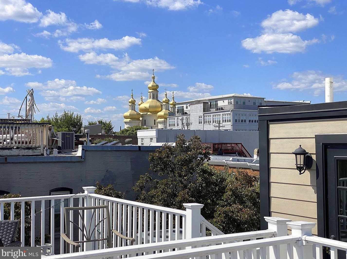 2527 Fleet St, Baltimore MD  21224-3707 exterior