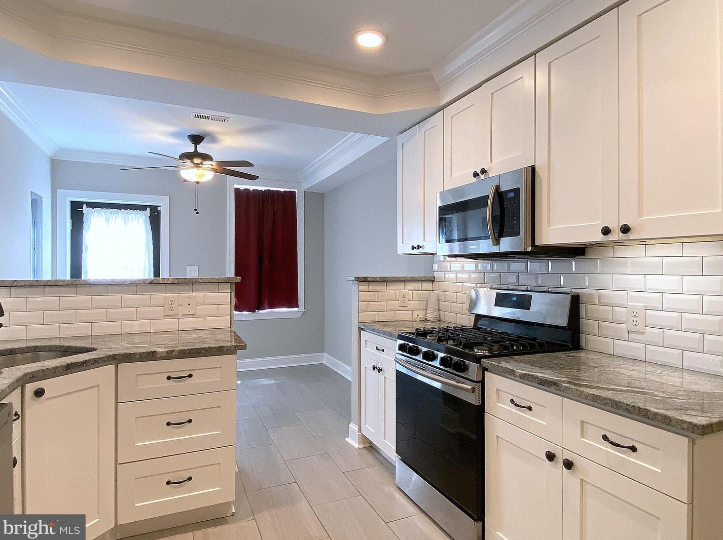 2527 Fleet St, Baltimore MD  21224-3707 exterior