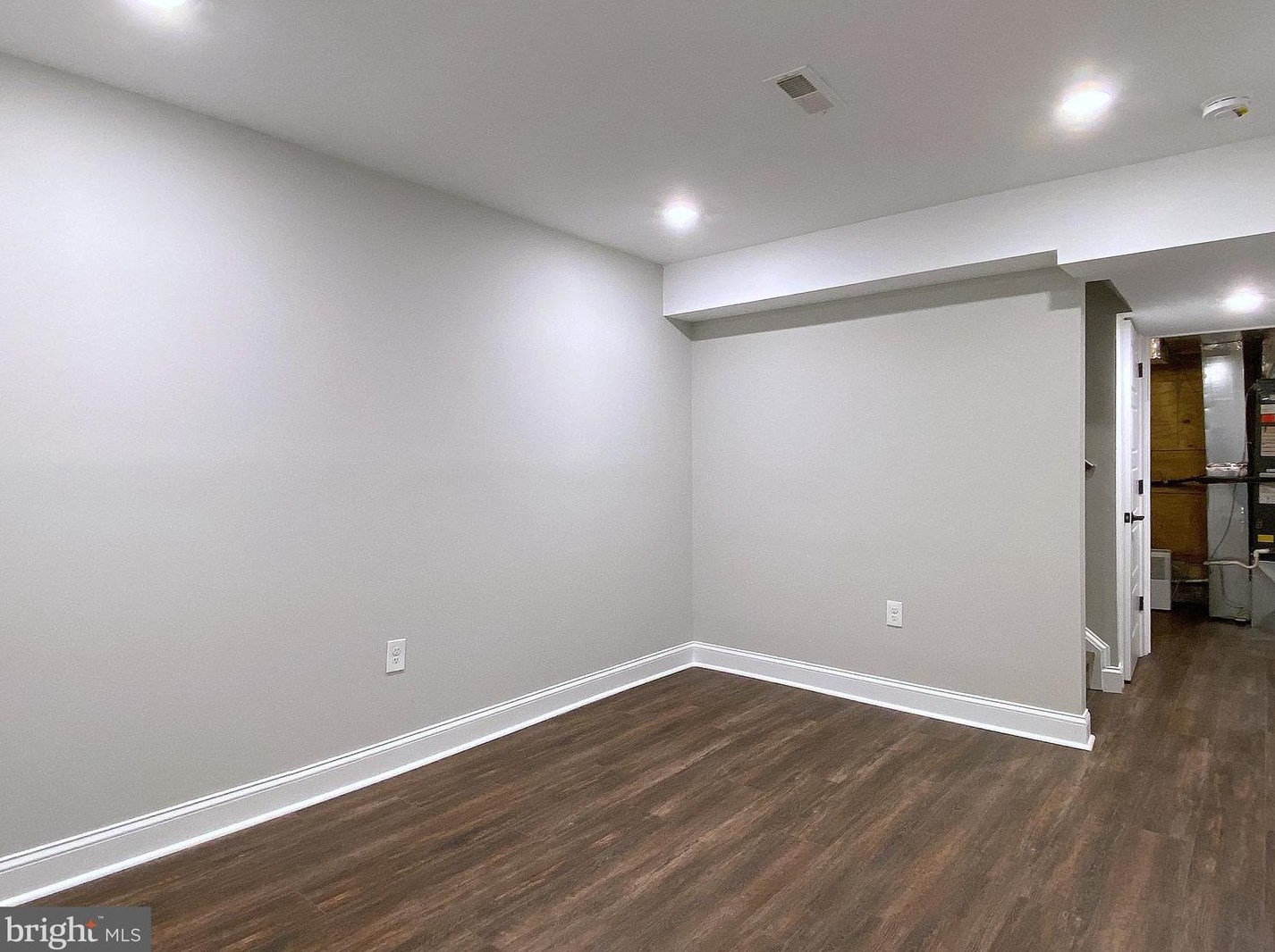 2527 Fleet St, Baltimore MD  21224-3707 exterior