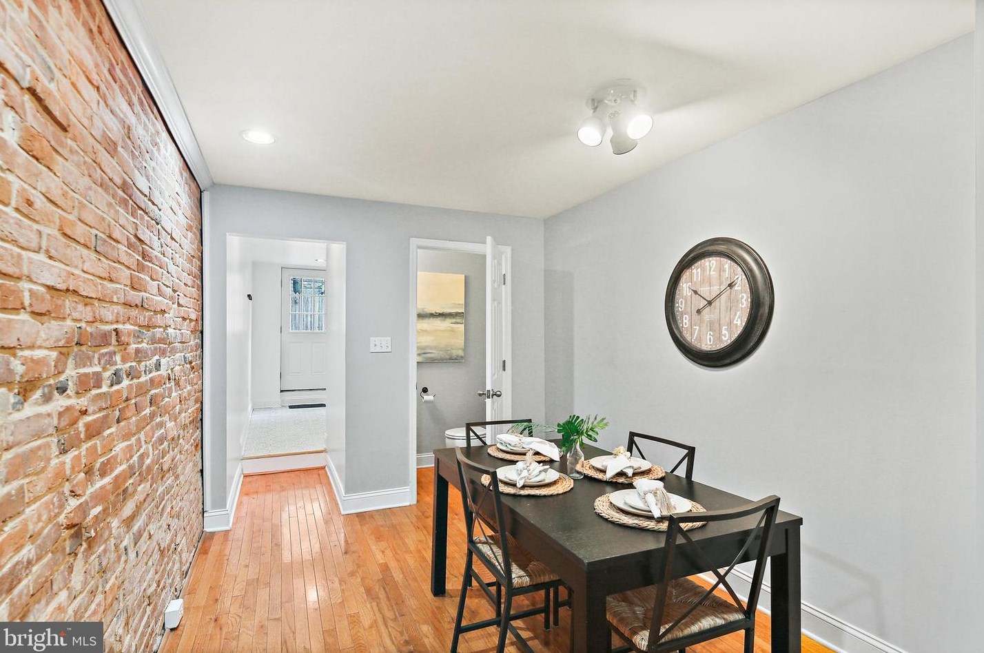 1413 Light St, Baltimore MD 21230-3935 exterior