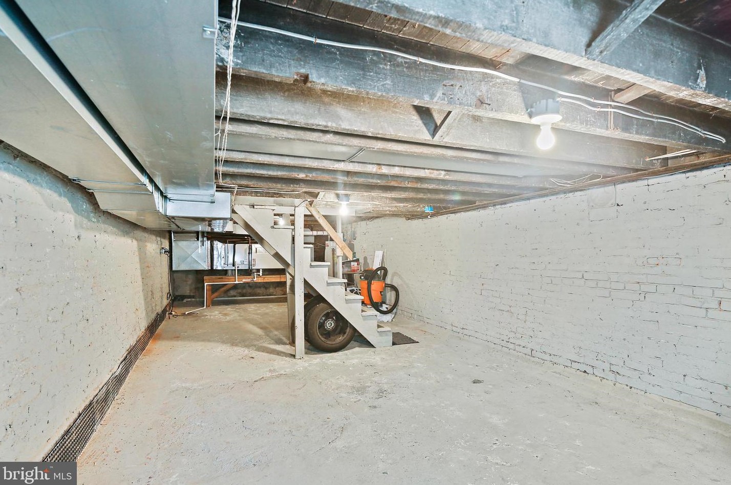 1413 Light St, Baltimore MD 21230-3935 exterior