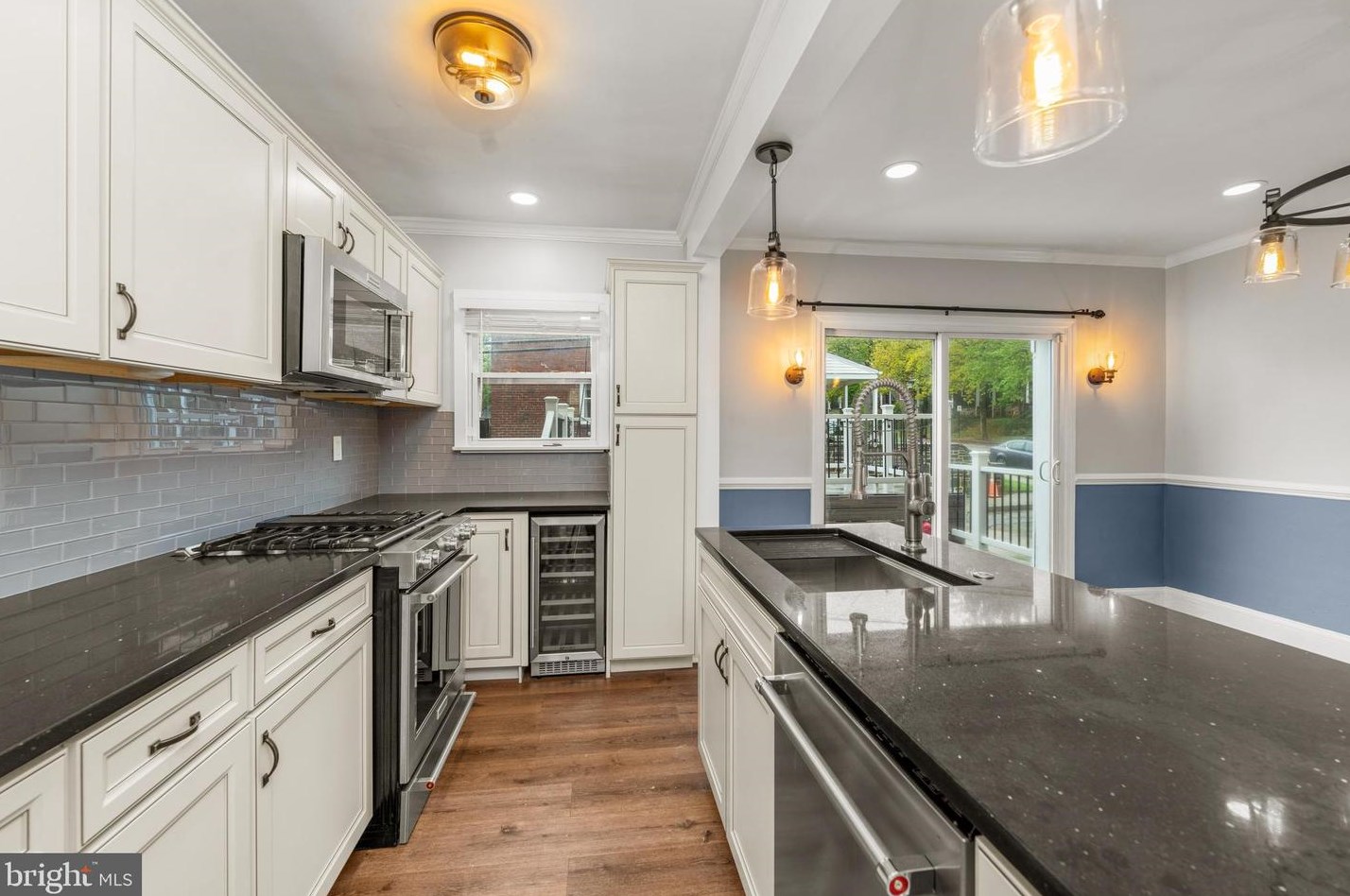 3714 Elkader Rd, Baltimore MD  21218-2004 exterior