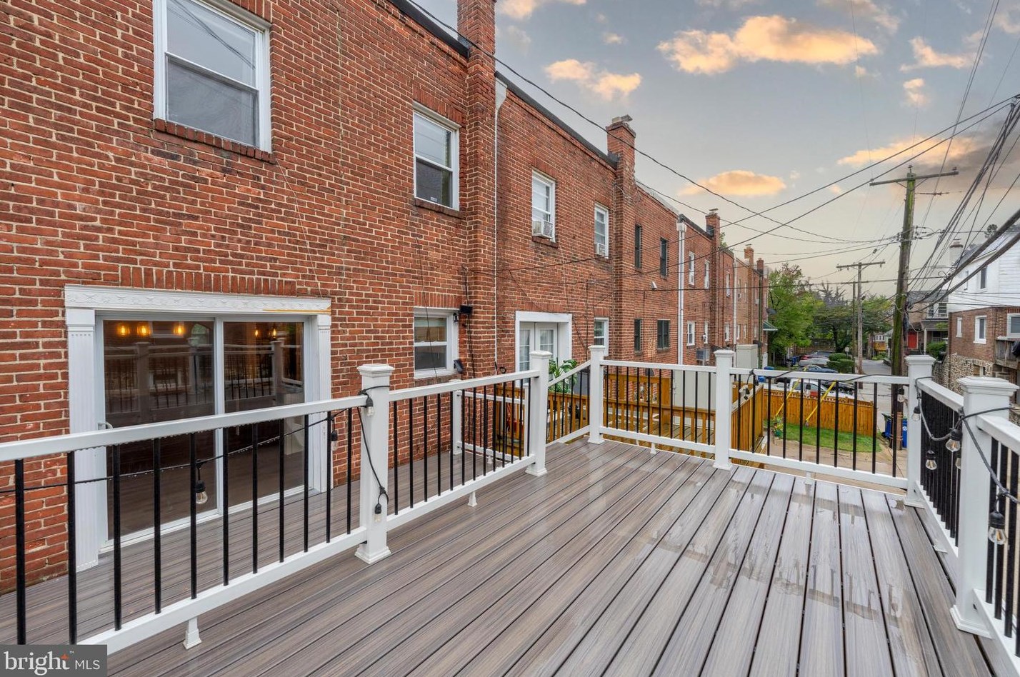 3714 Elkader Rd, Baltimore MD  21218-2004 exterior