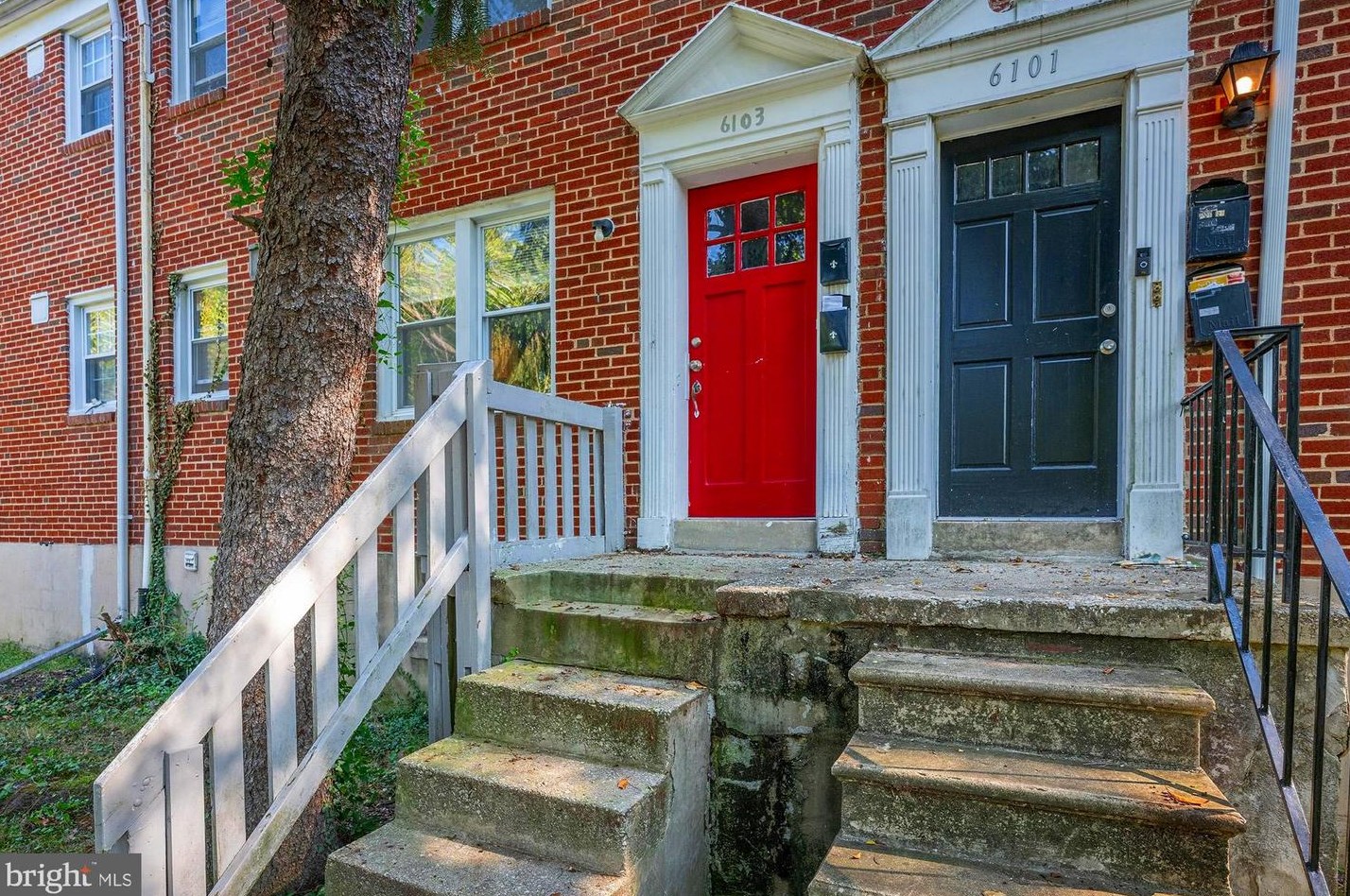 6103 Chinquapin Pkwy, Baltimore MD 21239-1944 exterior