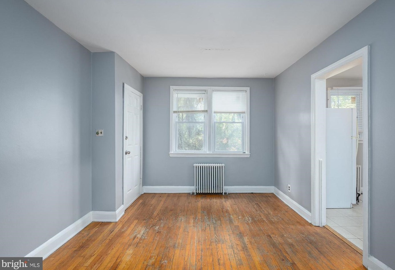 6103 Chinquapin Pkwy, Baltimore MD 21239-1944 exterior