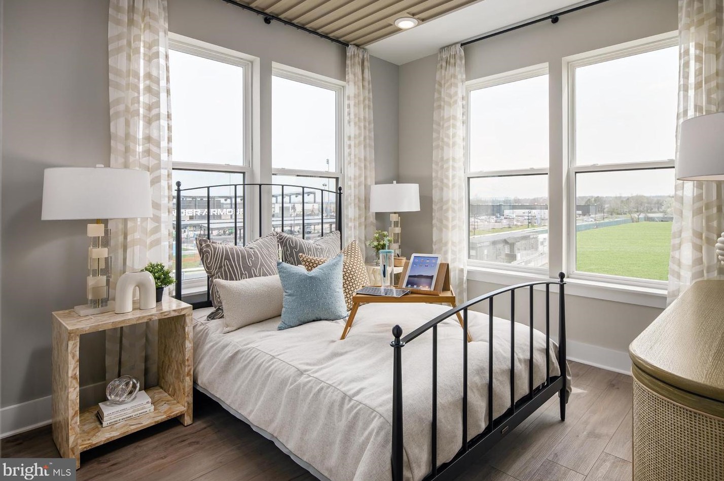 208 Light St, Baltimore MD 21230 exterior