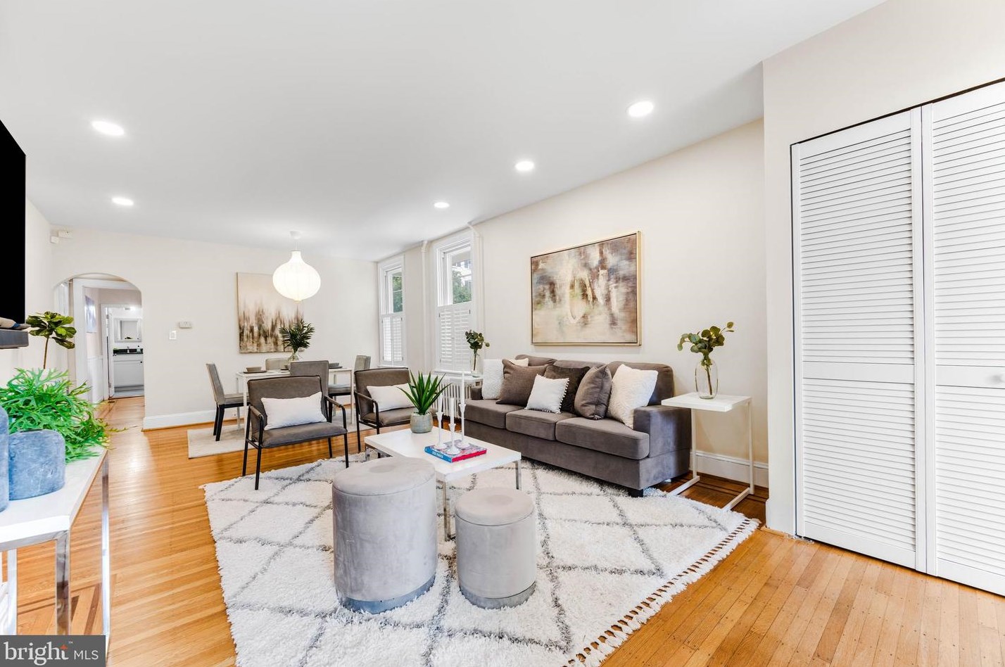 1000 Union Ave, Baltimore MD  21211-1820 exterior