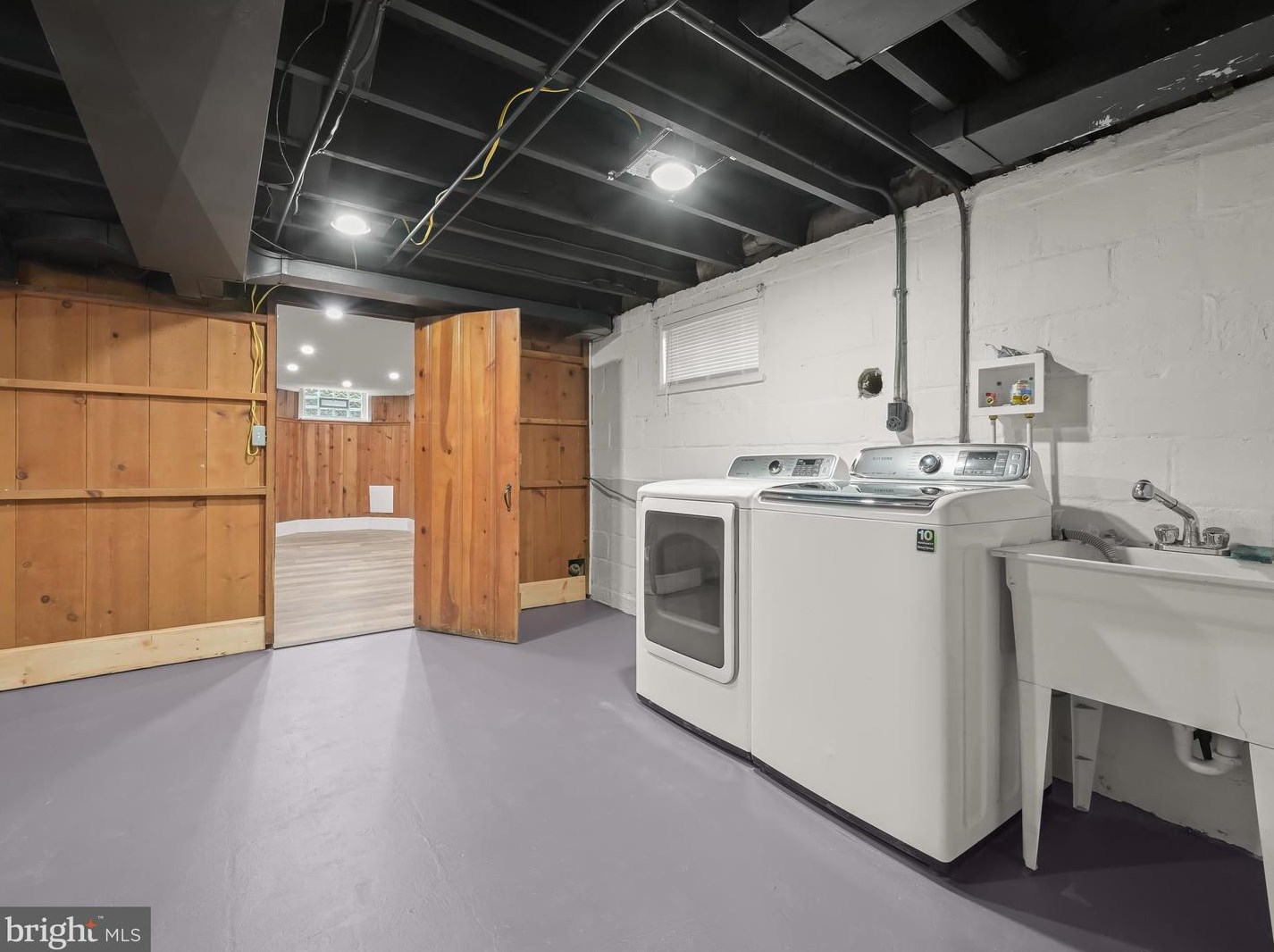 3707 Rogers Ave, Baltimore MD  21215-4212 exterior