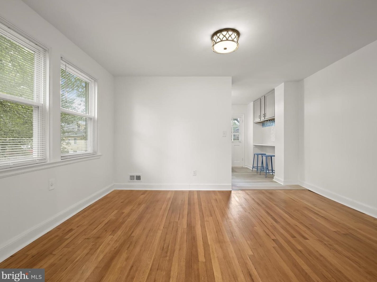 3707 Rogers Ave, Baltimore MD  21215-4212 exterior