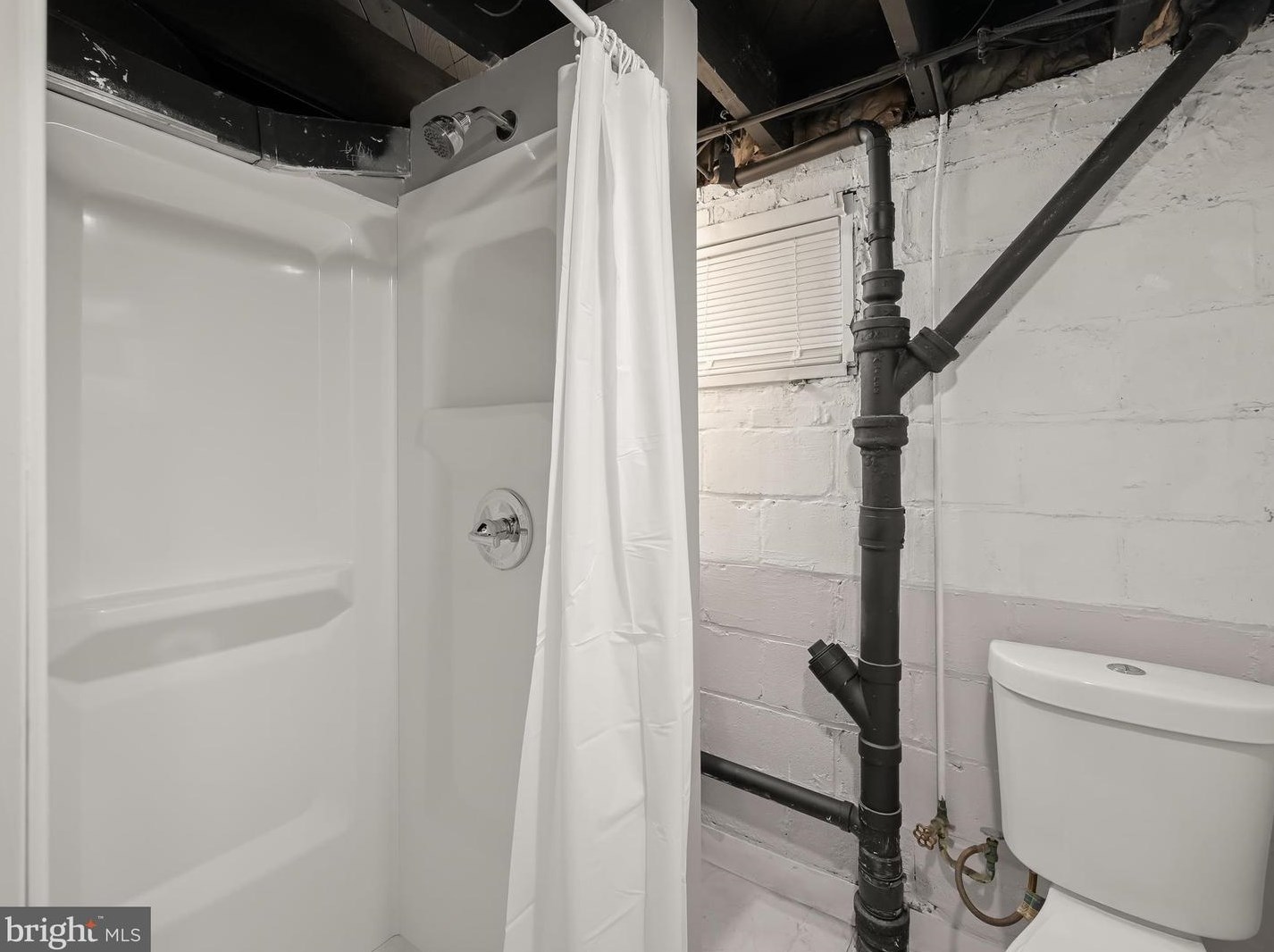 3707 Rogers Ave, Baltimore MD  21215-4212 exterior