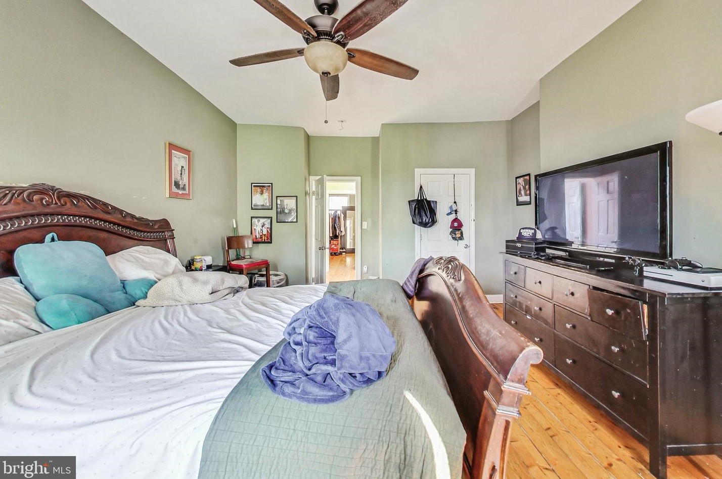 212 22 St, Baltimore MD 21218-5832 exterior