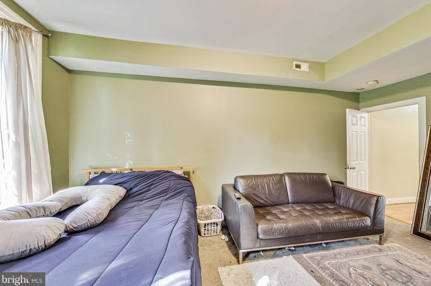 212 22 St, Baltimore MD 21218-5832 exterior