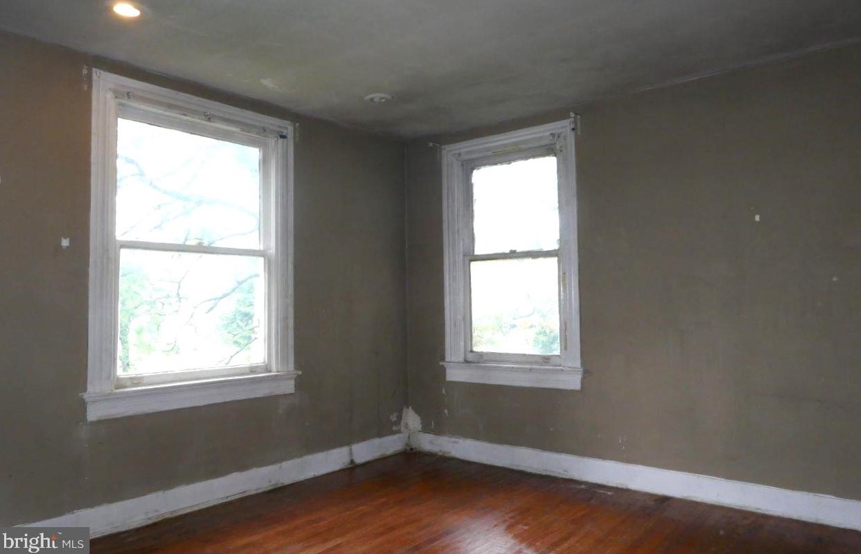 5113 Gwynn Oak Ave, Baltimore MD  21207-7634 exterior