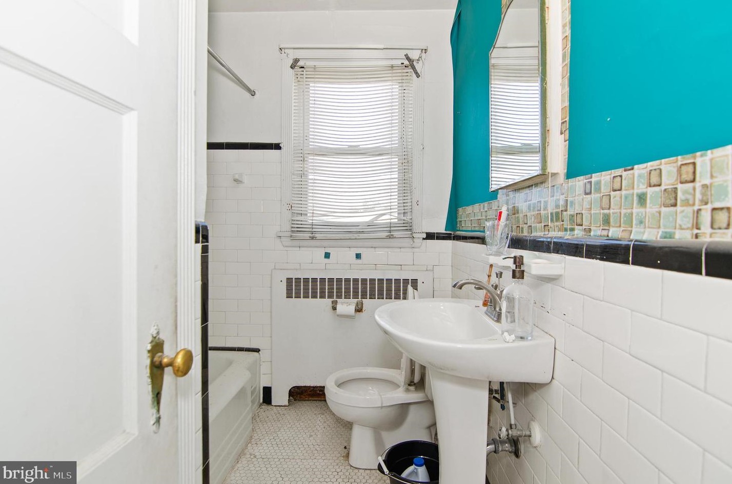 4001 Rogers Ave, Baltimore MD  21207-7127 exterior