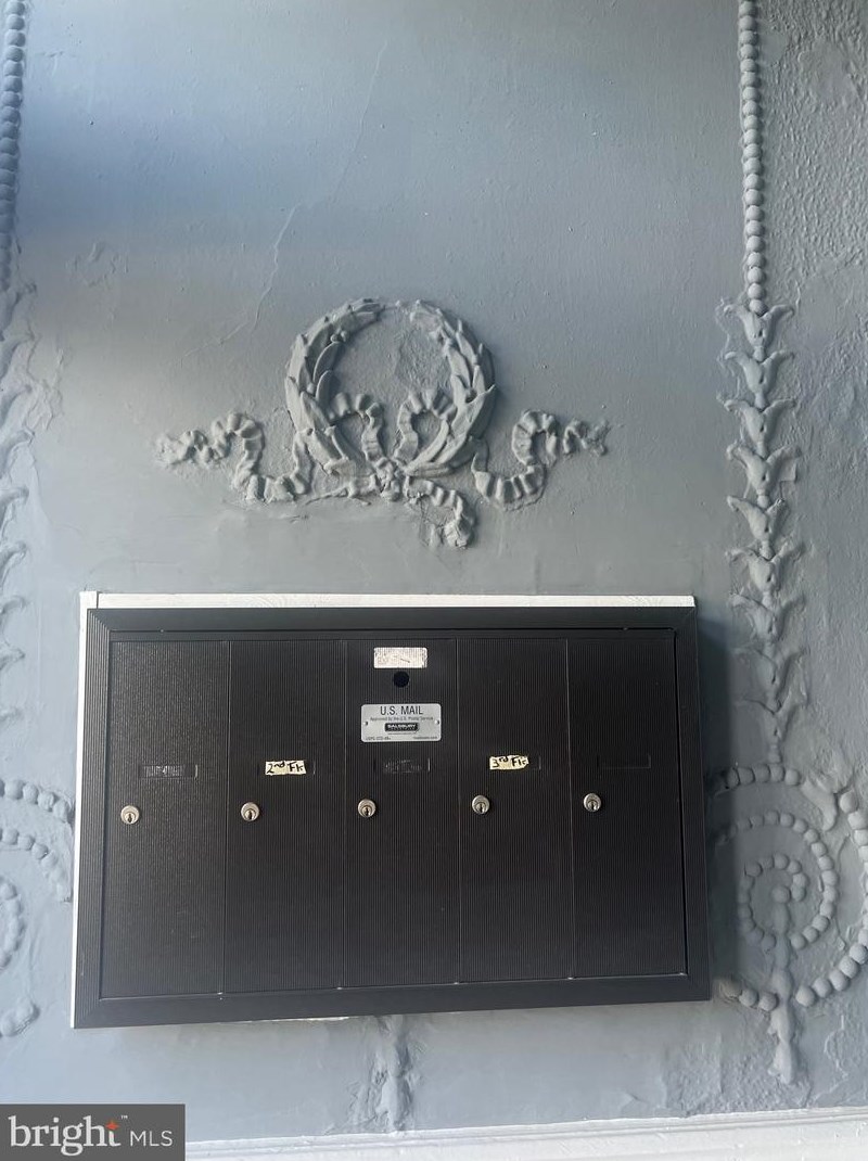 1612 Mcculloh St, Baltimore MD 21217-3441 exterior