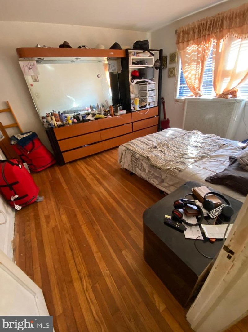 450 Random Rd, Baltimore MD 21229-3930 exterior