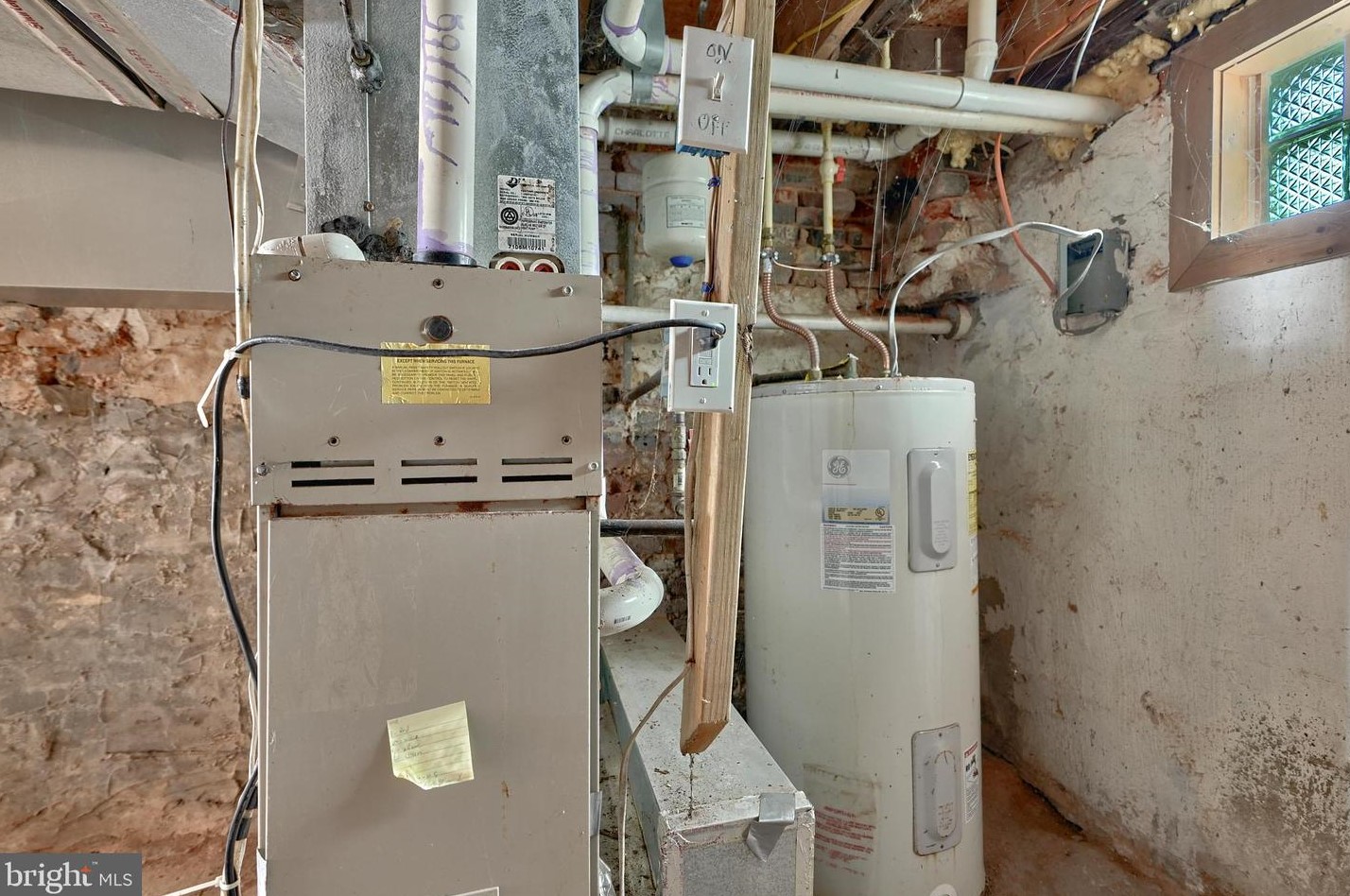 227 Fulton Ave, Baltimore MD  21223-1661 exterior