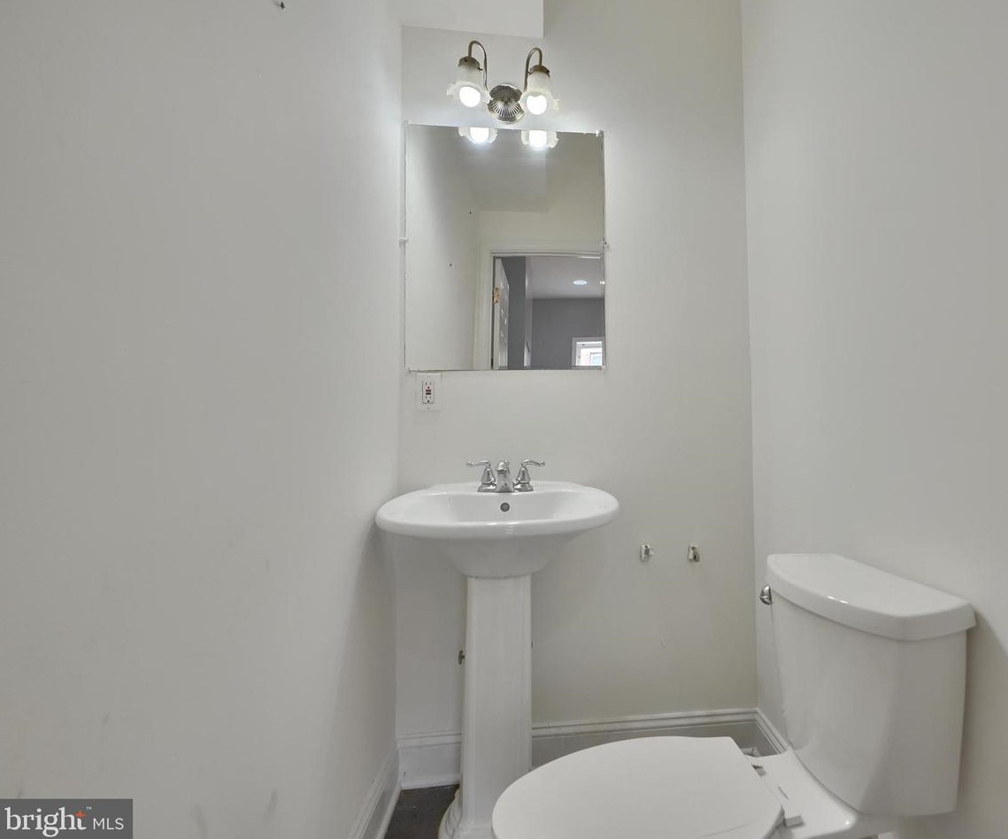 227 Fulton Ave, Baltimore MD  21223-1661 exterior