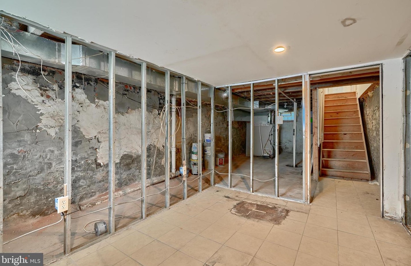 227 Fulton Ave, Baltimore MD  21223-1661 exterior