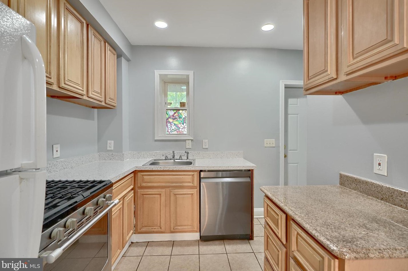 227 Fulton Ave, Baltimore MD  21223-1661 exterior