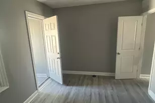 444 E 28th St, Baltimore, MD 21218 - Photo 17