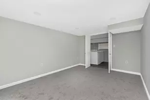 443 Robinson Street N, Baltimore, MD 21224 - Photo 27