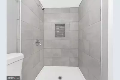 443 Robinson Street N, Baltimore, MD 21224 - Photo 37