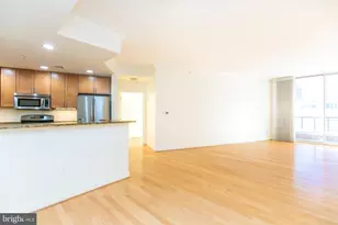 717 President St, Baltimore, MD 21202 - Photo 9