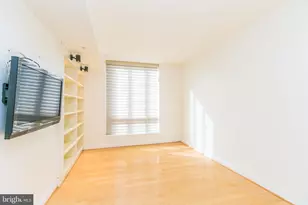 717 President St, Baltimore, MD 21202 - Photo 25