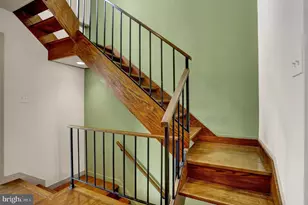 251 W Lafayette Ave, Baltimore, MD 21217 - Photo 25