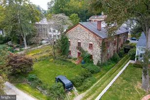 2423 Pickwick Rd, Baltimore, MD 21207 - Photo 17