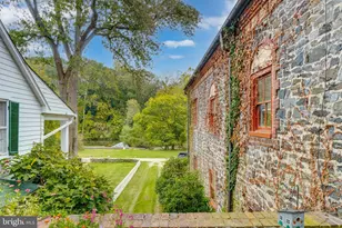 2423 Pickwick Rd, Baltimore, MD 21207 - Photo 3