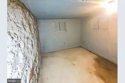 304 Lyndhurst Street, Baltimore, MD 21229 - Photo 31