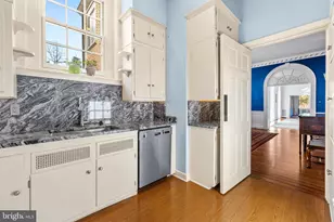 20 Blythewood Rd, Baltimore, MD 21210 - Photo 35