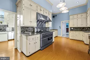 20 Blythewood Rd, Baltimore, MD 21210 - Photo 29