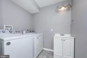 2110 E Hoffman St, Baltimore, MD 21213 - Photo 11