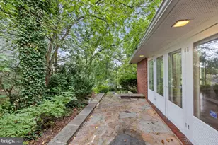 4109 Westview Rd, Baltimore, MD 21218 - Photo 3