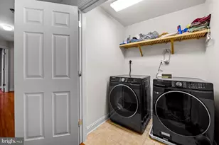 2323 Boston St, Baltimore, MD 21224 - Photo 37