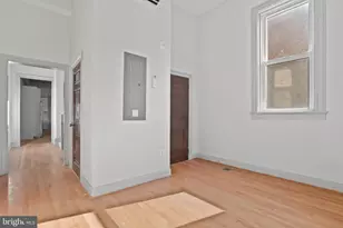 812 Park Ave, Baltimore, MD 21201 - Photo 29