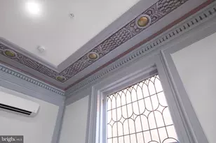 812 Park Ave, Baltimore, MD 21201 - Photo 21