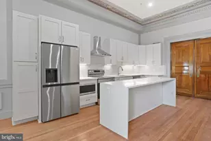 812 Park Ave, Baltimore, MD 21201 - Photo 13