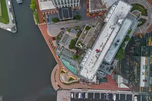 300 International Drive, Baltimore, MD 21202 - Photo 37