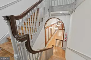 812 Park Ave, Baltimore, MD 21201 - Photo 3