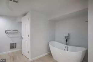 815 N Calhoun St, Baltimore, MD 21217 - Photo 35