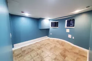 2720 Auchentoroly Terrace, Baltimore, MD 21217 - Photo 15