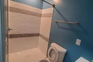 2720 Auchentoroly Terrace, Baltimore, MD 21217 - Photo 5