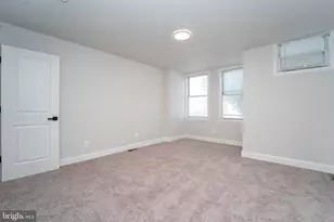 304 S Augusta Ave, Baltimore, MD 21229 - Photo 17