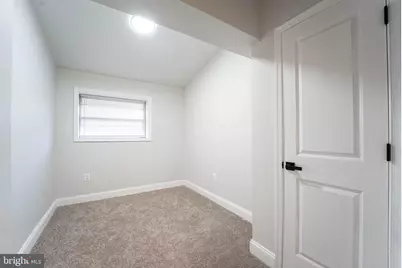304 S Augusta Avenue, Baltimore, MD 21229 - Photo 29