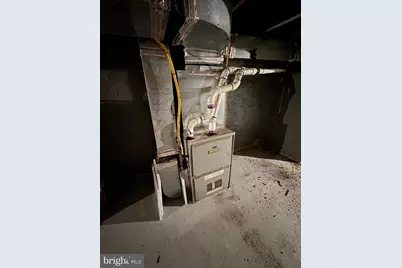 1025 N Carrollton Avenue, Baltimore, MD 21217 - Photo 17