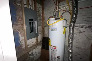 2113 N Pulaski St, Baltimore, MD 21217 - Photo 13